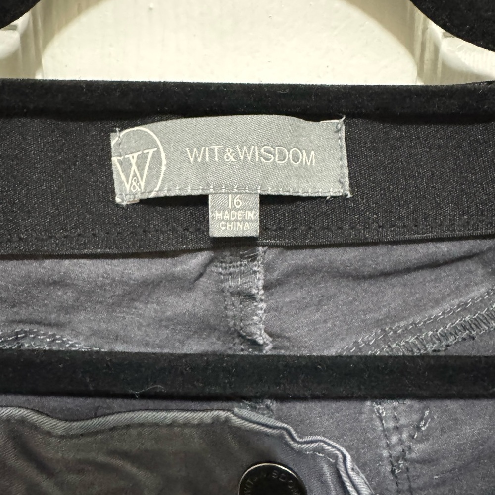 Wit & Wisdom Black High-Rise Bottoms